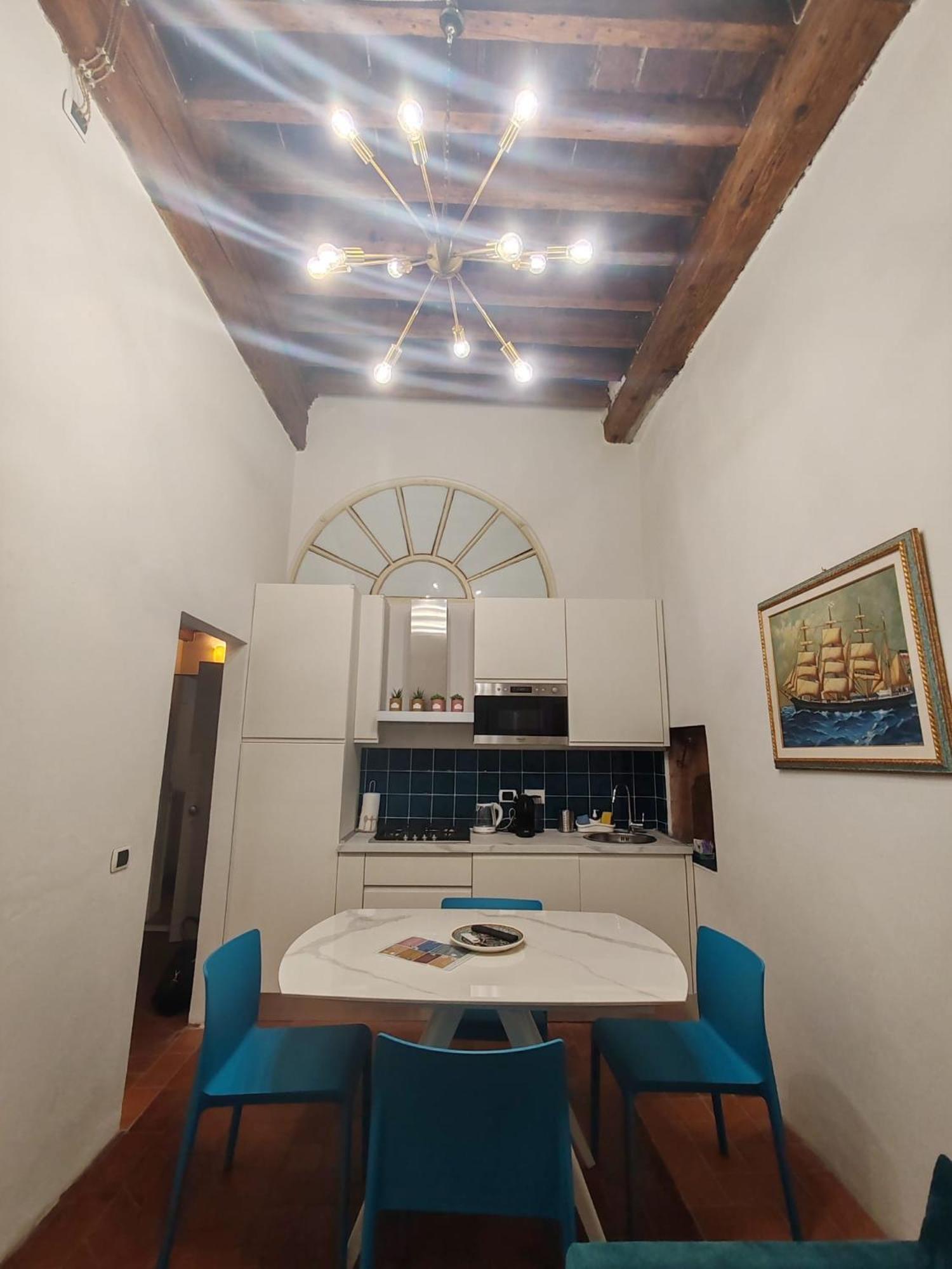 Apartment Corte Aranci Deluxe In Historic Center Of *